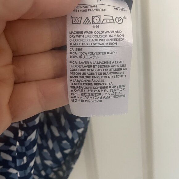 Banana Republic Navy and White Geometric Women's Top Size Small - Picture 5 of 5